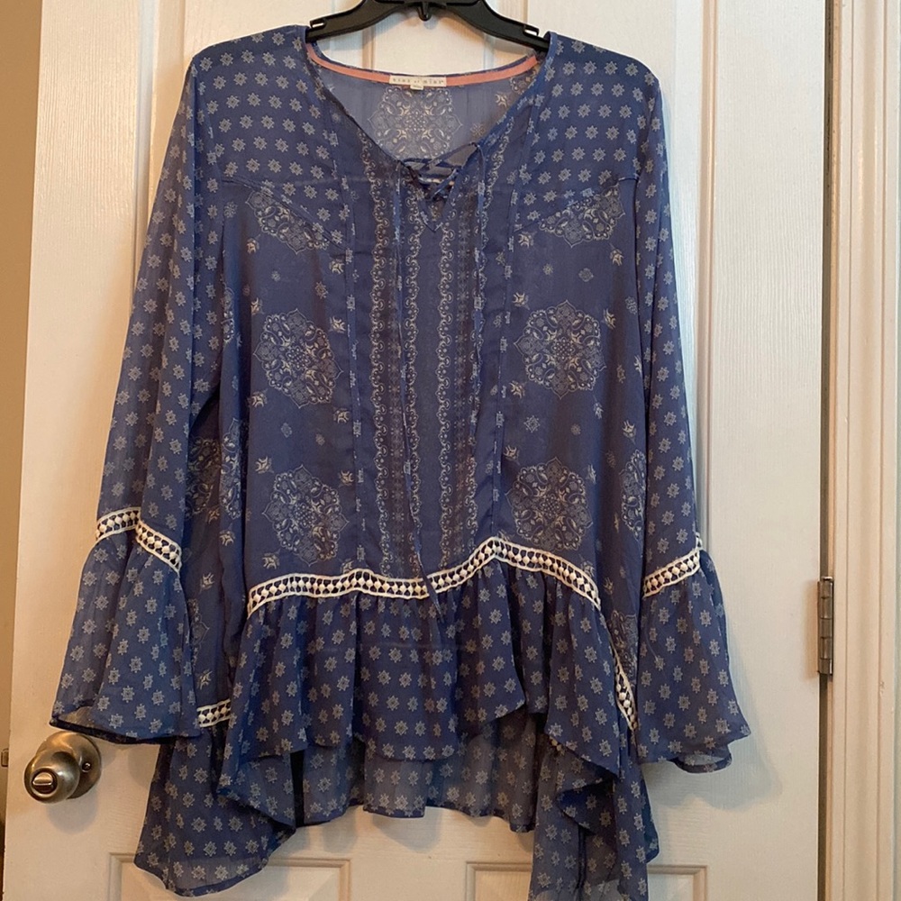 Hint of Mint - sheer blue top - 22/24